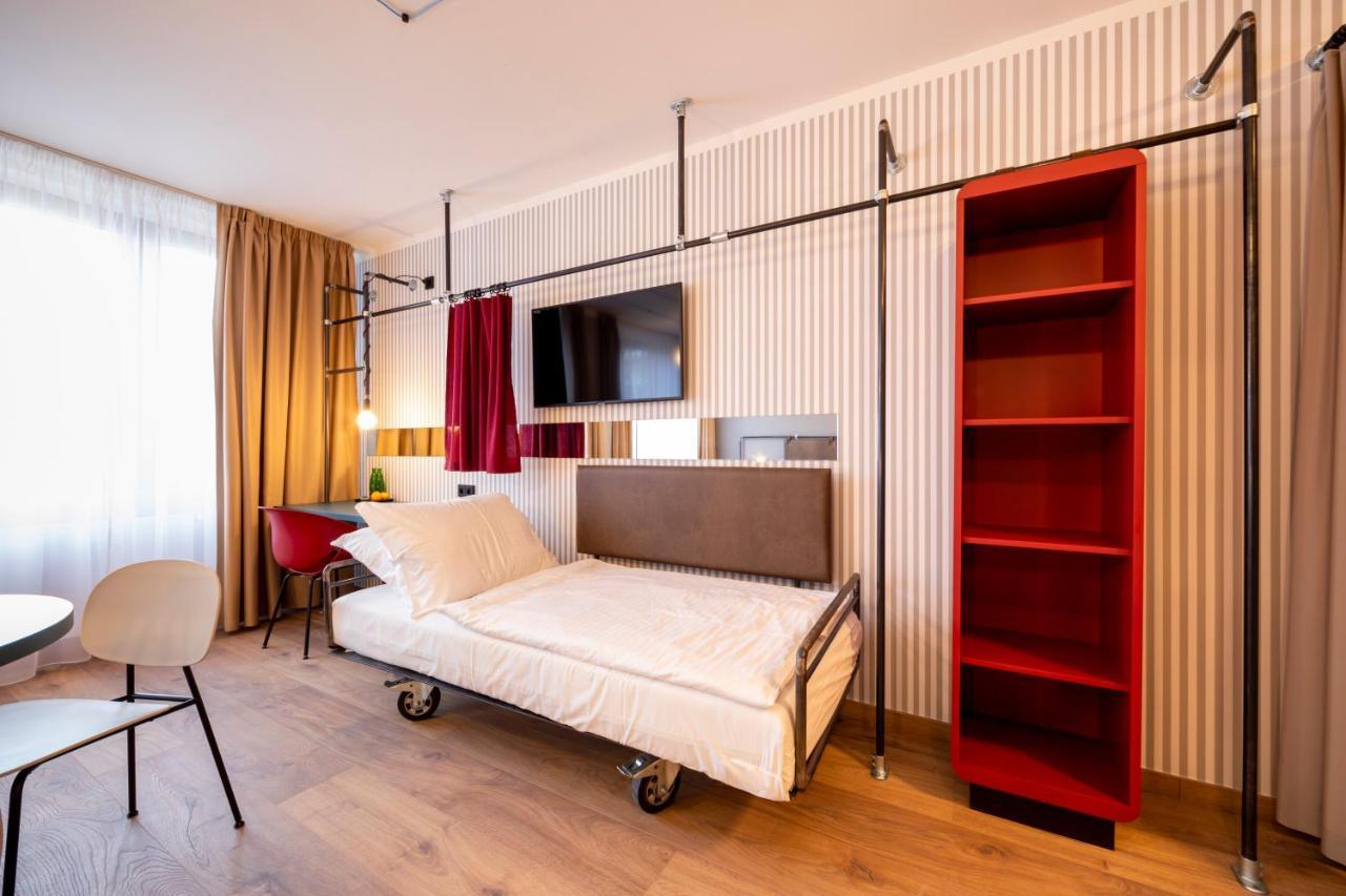 Miss Sophie'S Downtown Hotel Prague Exterior photo